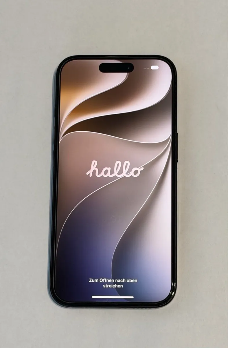 iPhone 16 128GB - Image 3