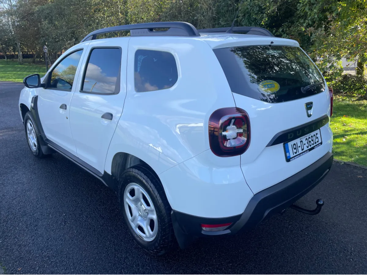 Dacia Duster ESENTIAL BLUE DCI 115 - Image 3