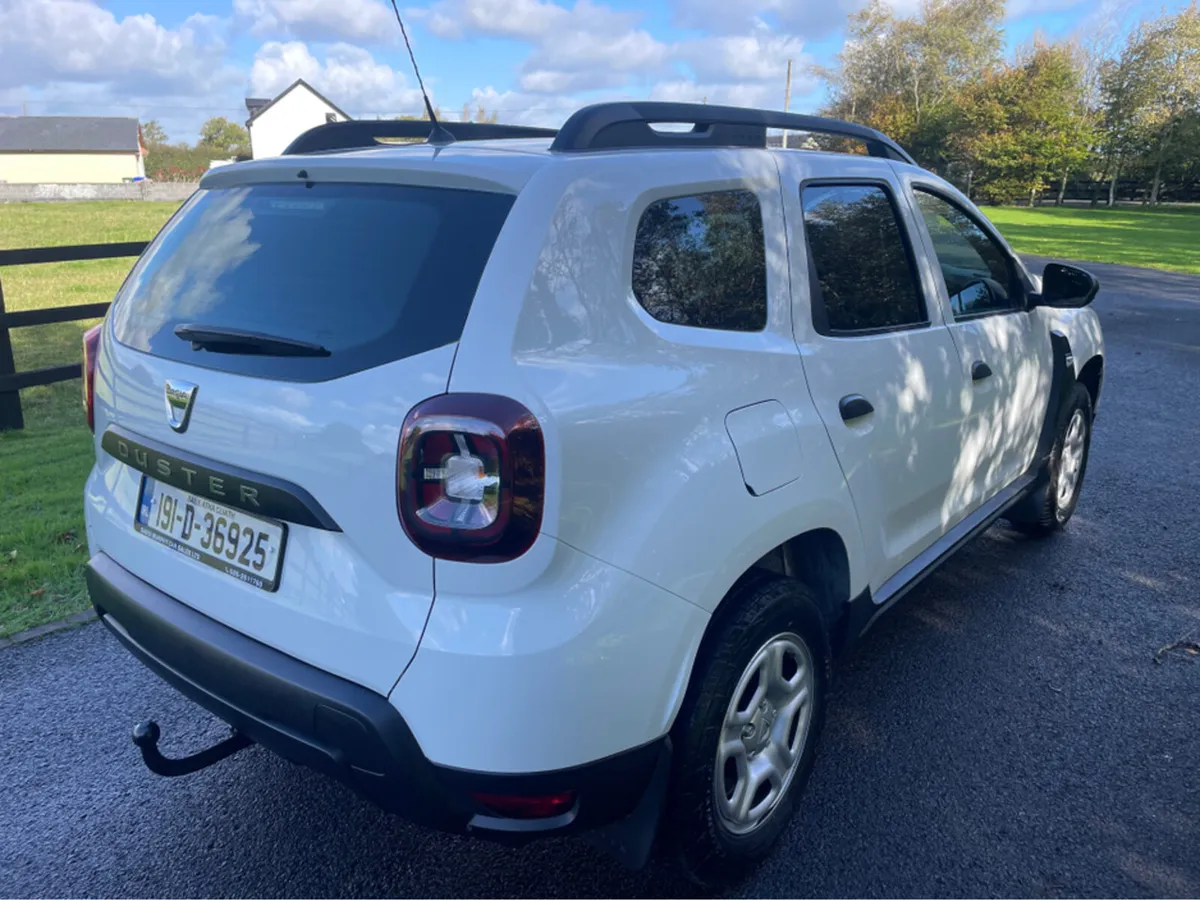 Dacia Duster ESENTIAL BLUE DCI 115 - Image 4