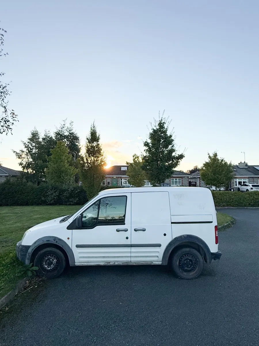 Ford Transit Connect - Image 1