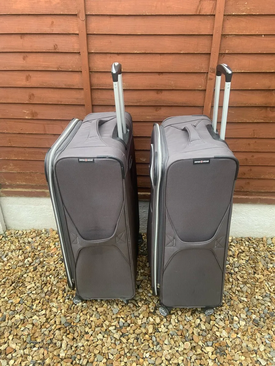 Swissgear Suitcases - Image 4