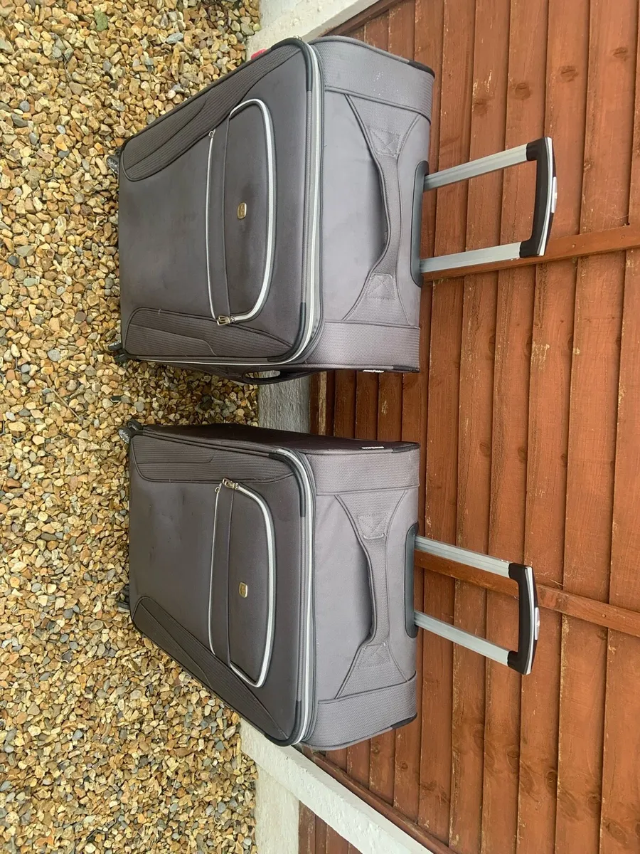 Swissgear Suitcases - Image 2