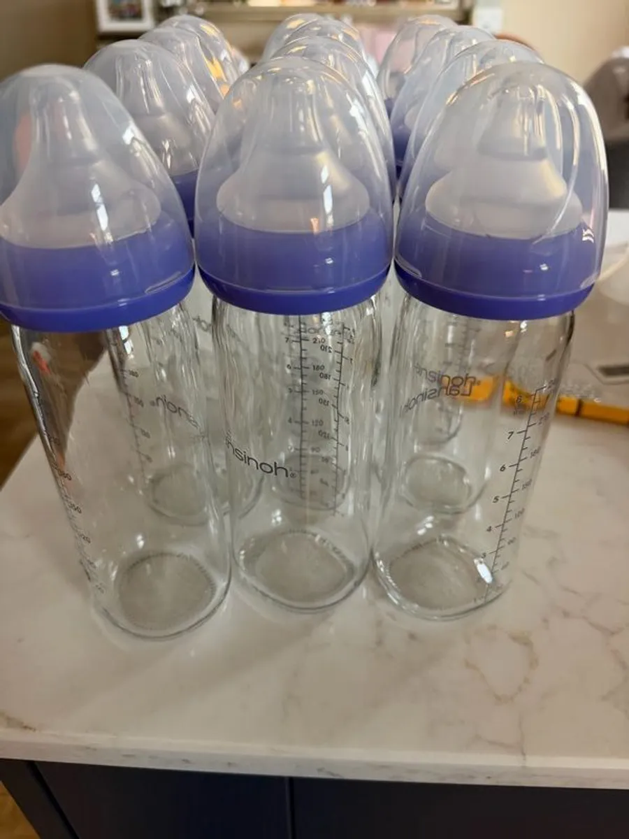 6 Lansinoh Glass baby bottles - 240ml/ 8oz - Image 3