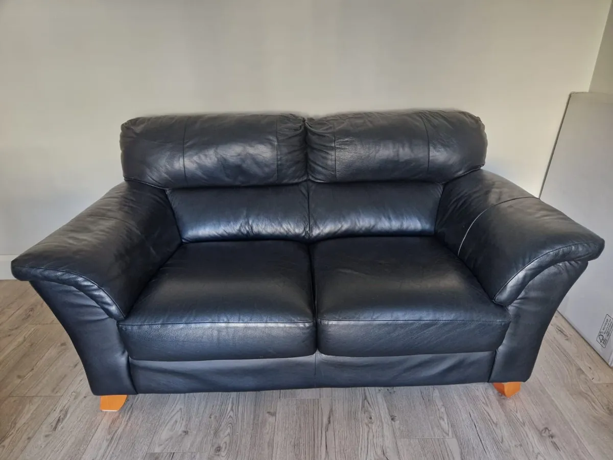 3 & 2 Black Leather Sofa - Image 1