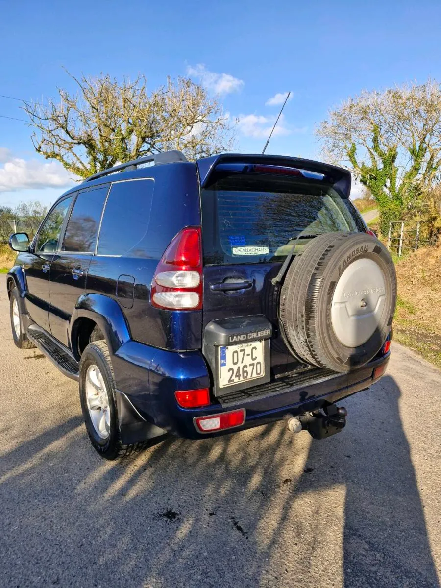 Toyota landcruiser - Image 4