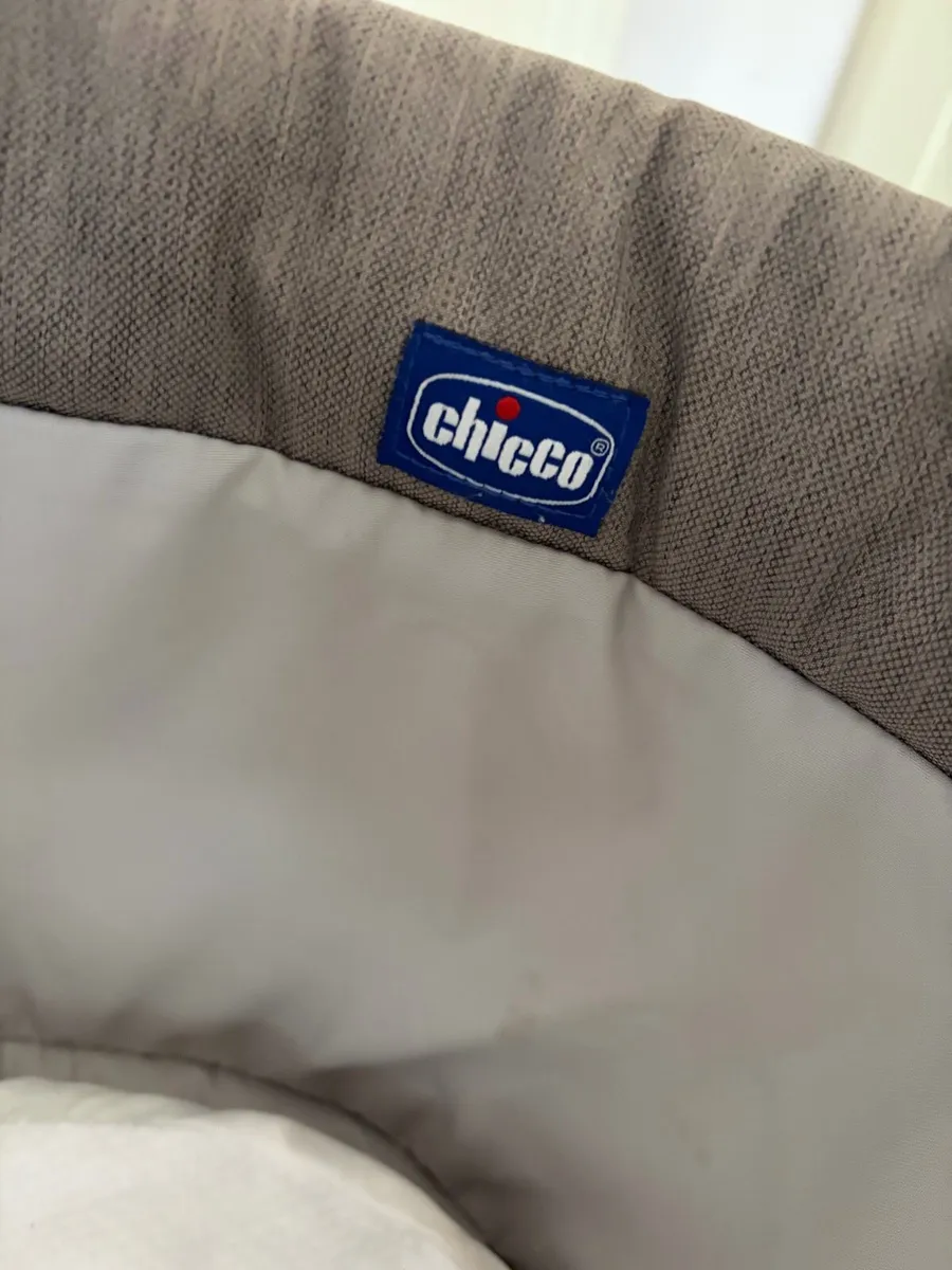 Chicco Baby Hug 4-in-1 - Image 4