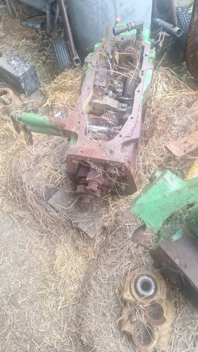 3050 2wd backend complete and 3050 backend housing - Image 2