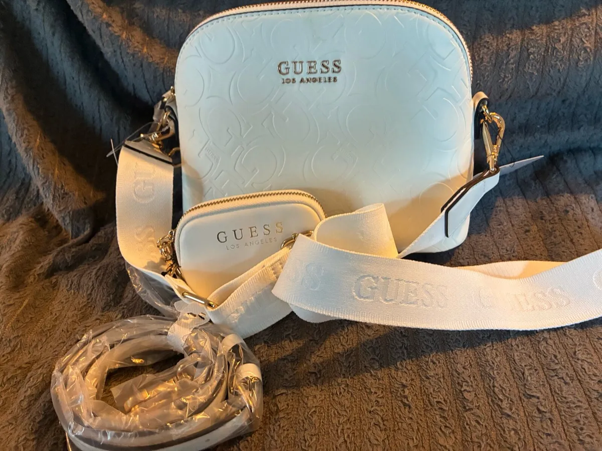 Genuine GUESS bag brand new - Image 2