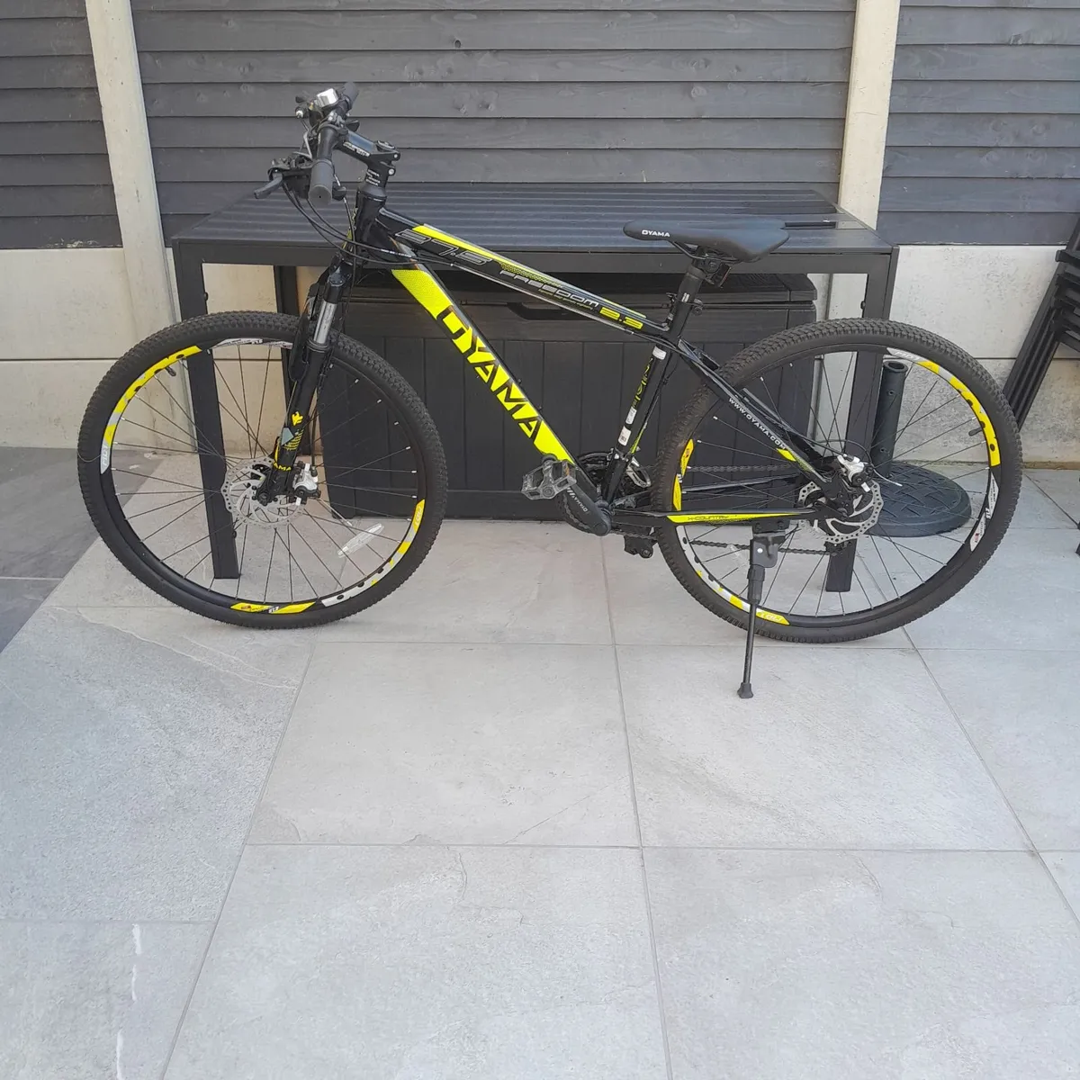 Mountain bike - Image 1