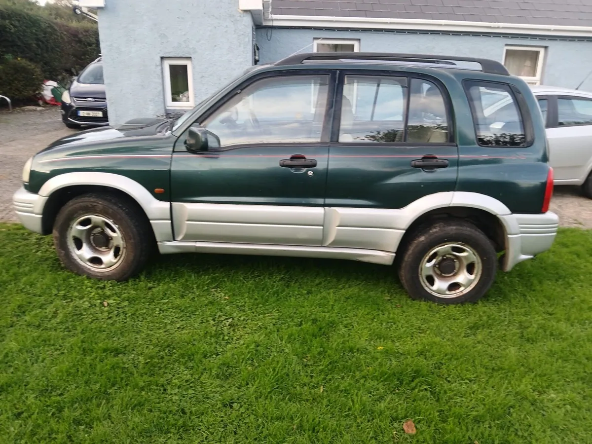 Suzuki Vitara 2L 4x4 - Image 2
