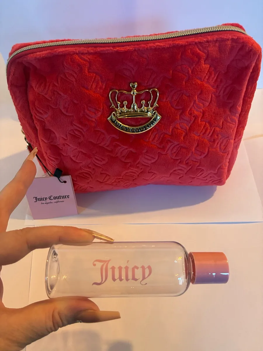 Genuine Juicy Couture travel cosmetic bag - Image 2