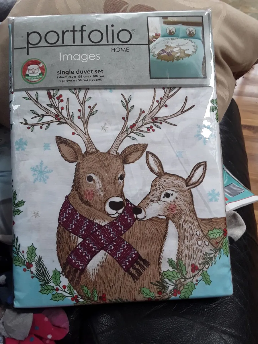 Brand new single duvet cover still in packet - Image 1