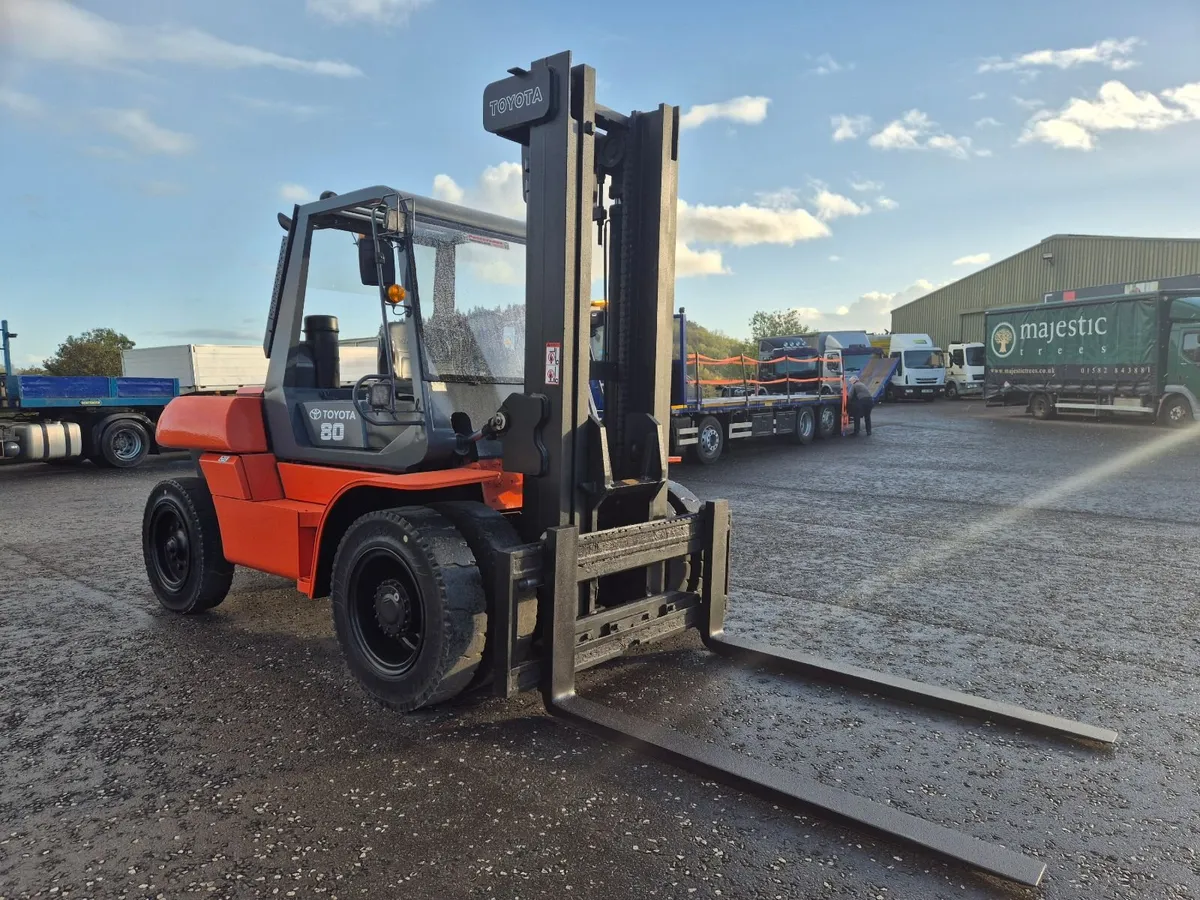 Toyota 8 ton Diesel Forklift - Image 3