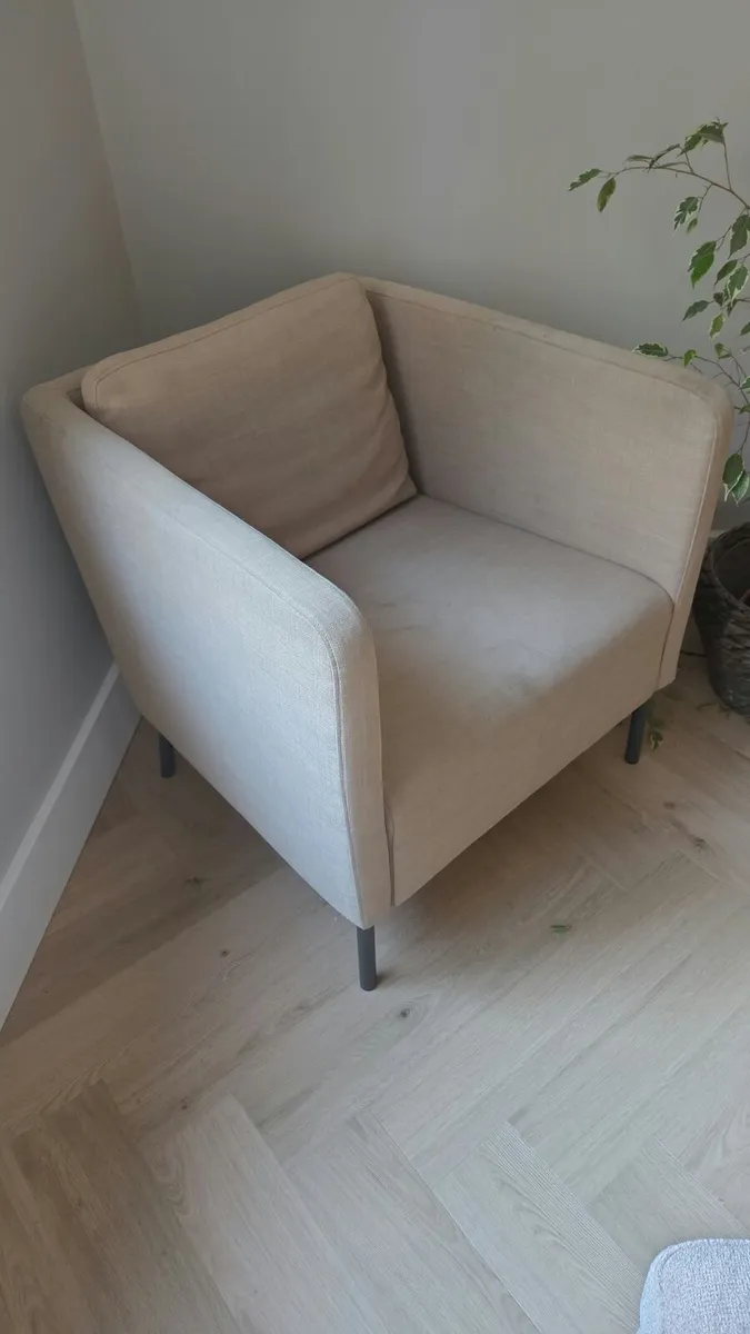 Armchair - Image 1