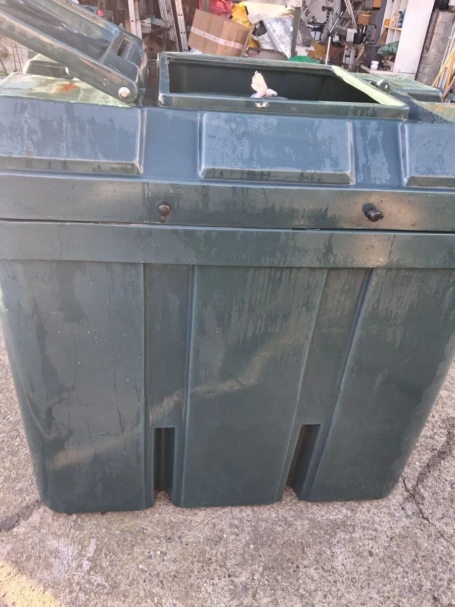 Bunded oil tank - Image 3