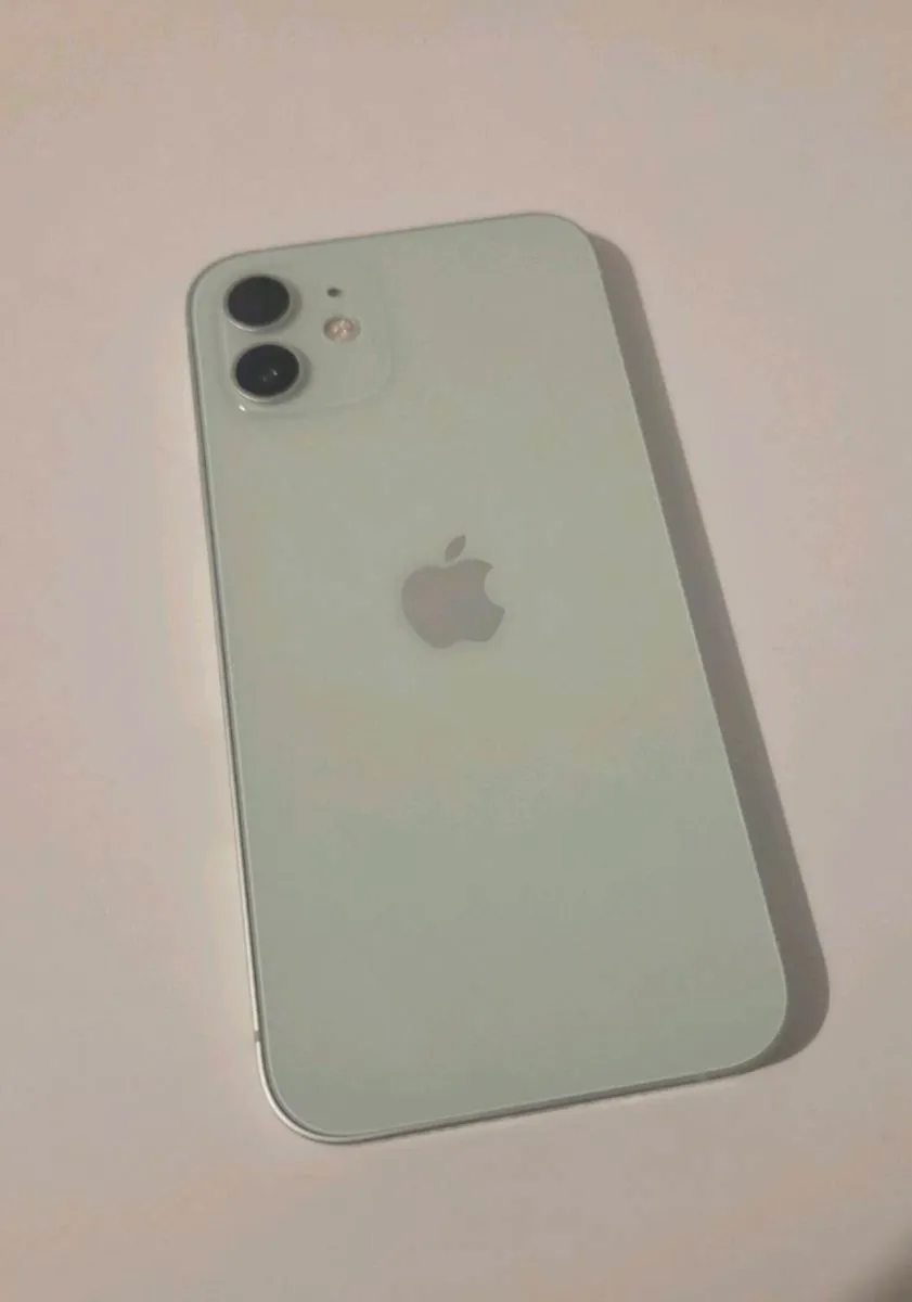 Iphone 12, 64GB, Light Green - Image 2