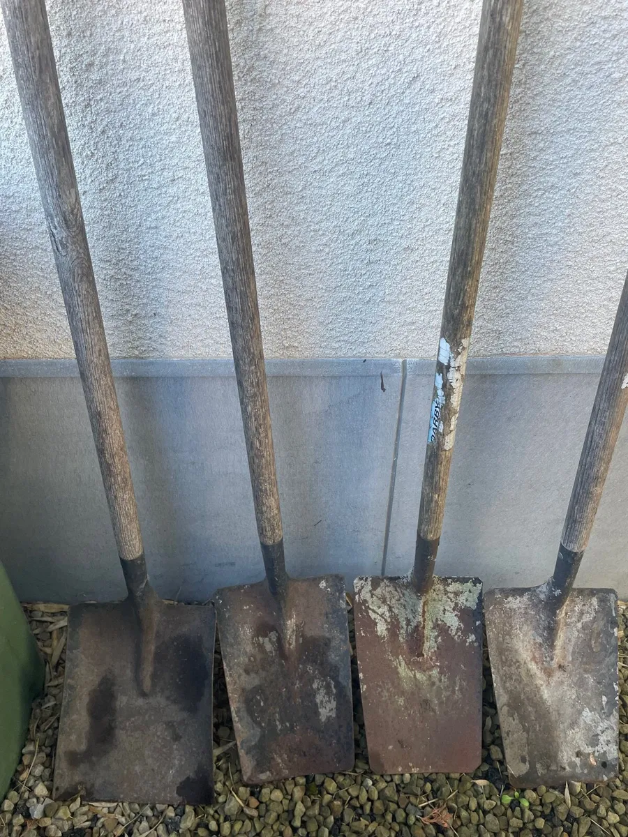 Shovel x 4 - Image 2