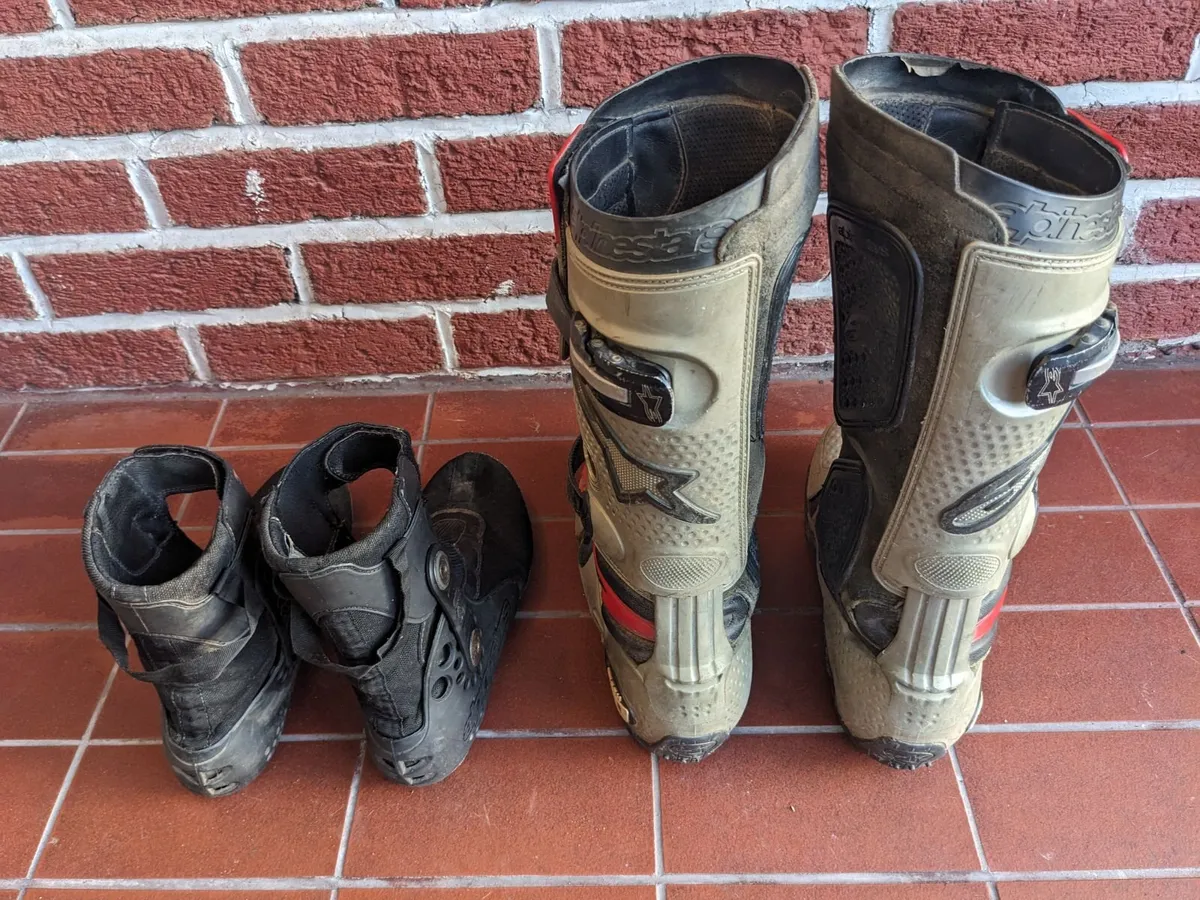 Alpinestars Tech10 Enduro Boots 44.5 - Image 2