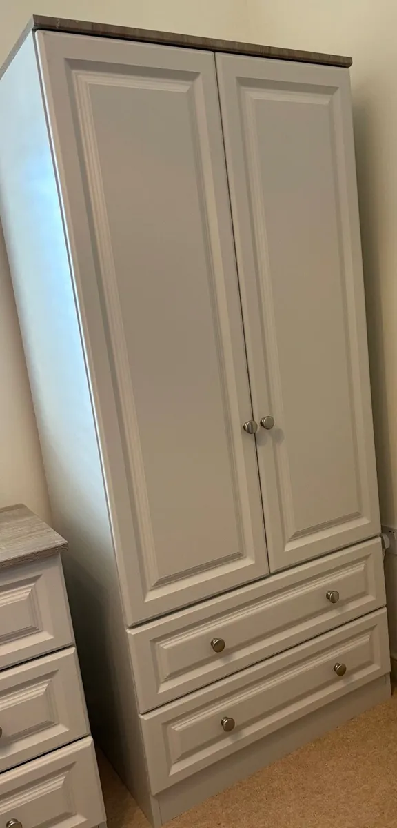 Wardrobe - Image 2