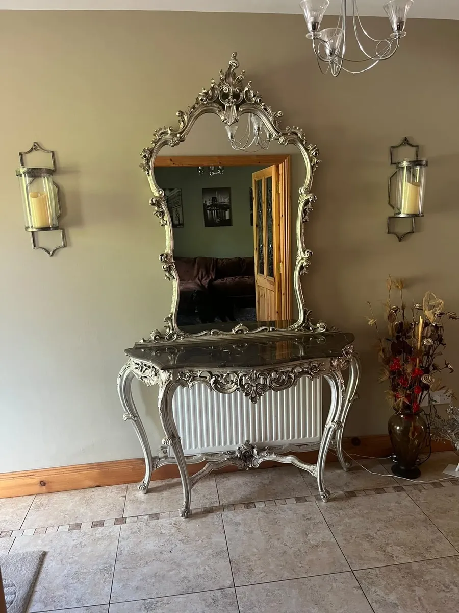 Antique style hall table and mirror