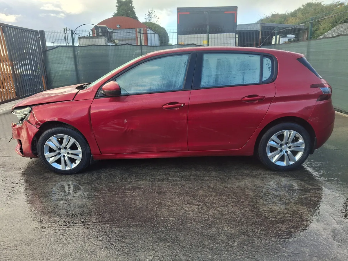 201 Peugeot 308  Active  1.5 Diesel - Image 3