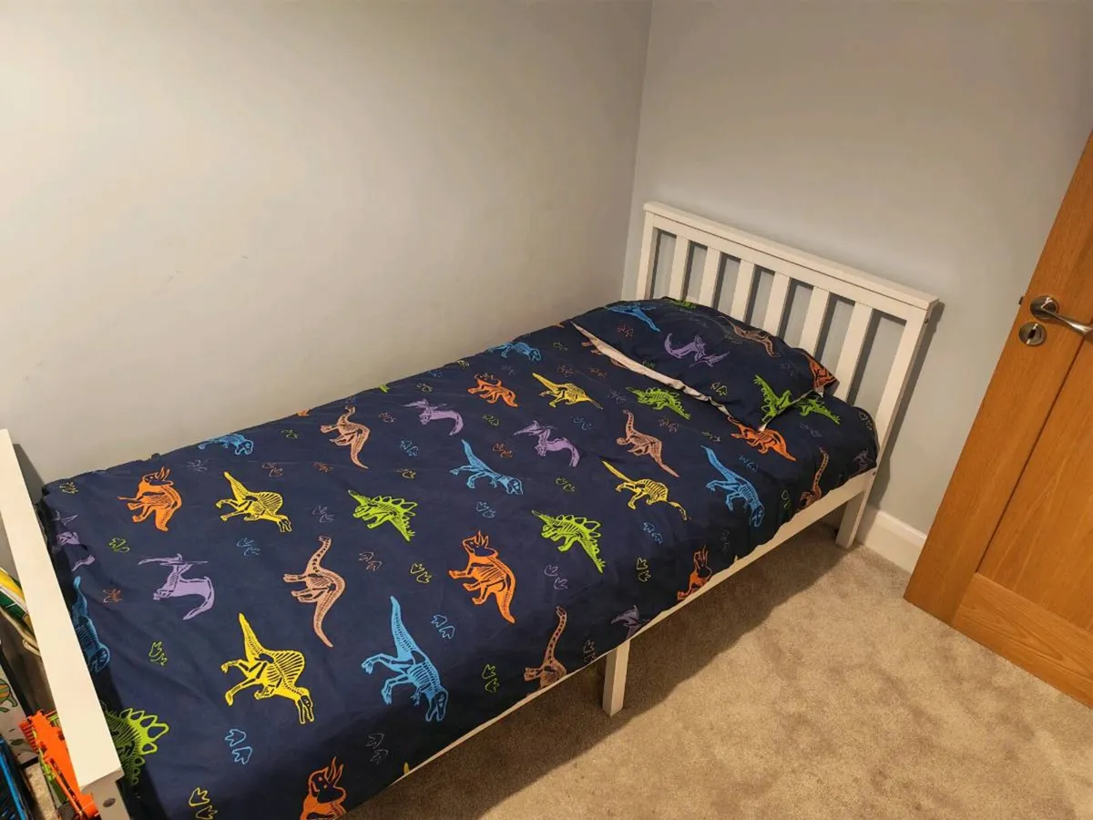 Kids bed - Image 2