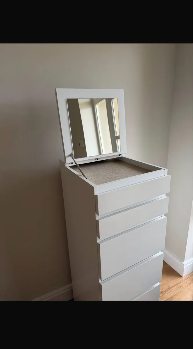 Chest of drawers - Image 3