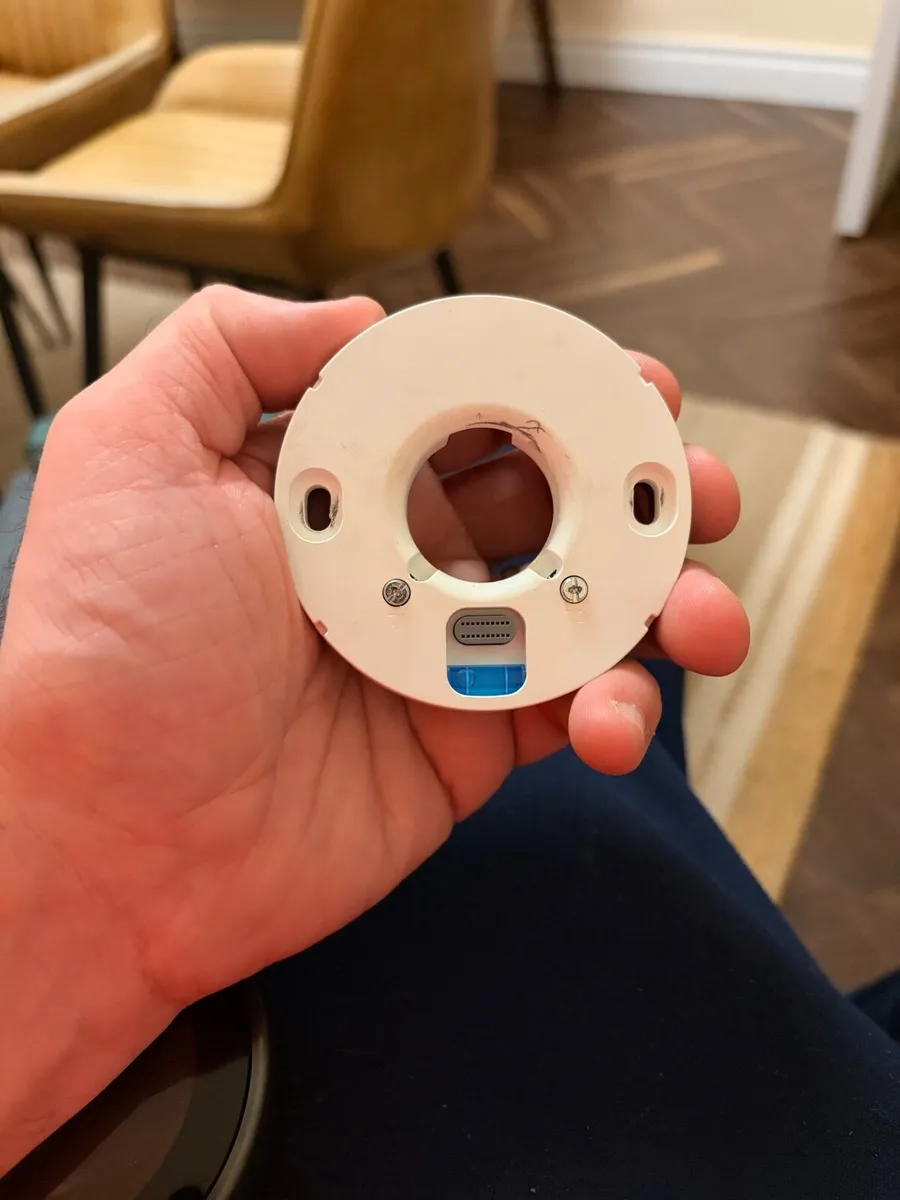 Google Nest Thermostat Base Plate Wanted
