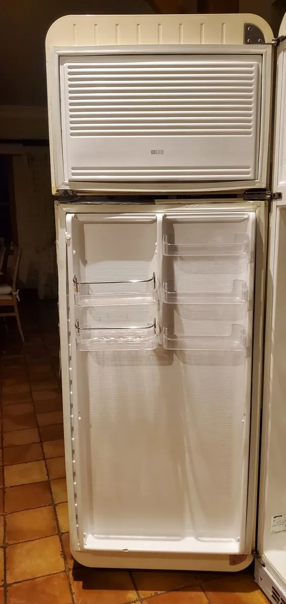 Smeg Fridge Freezer FAB30 Cream - Image 2