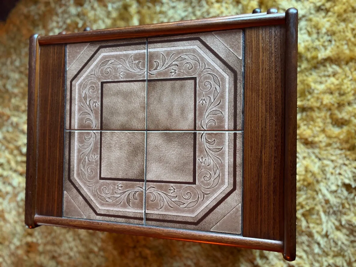 Mid Century nest of tables - Image 2