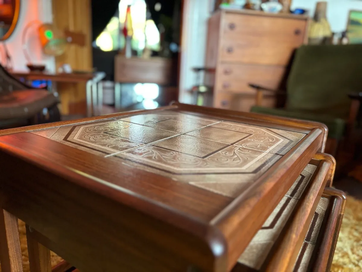 Mid Century nest of tables - Image 3