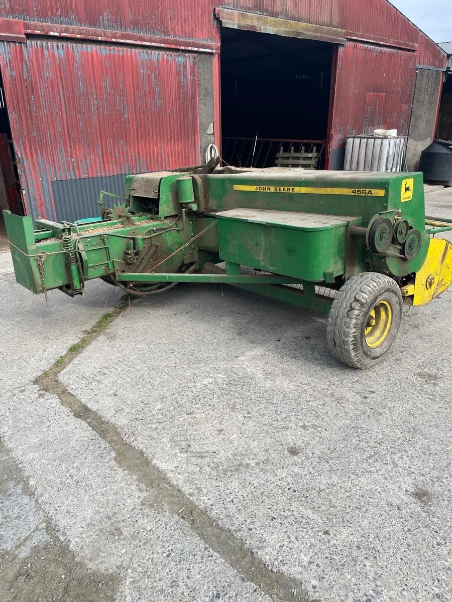 John Deere square baler 456A - Image 2