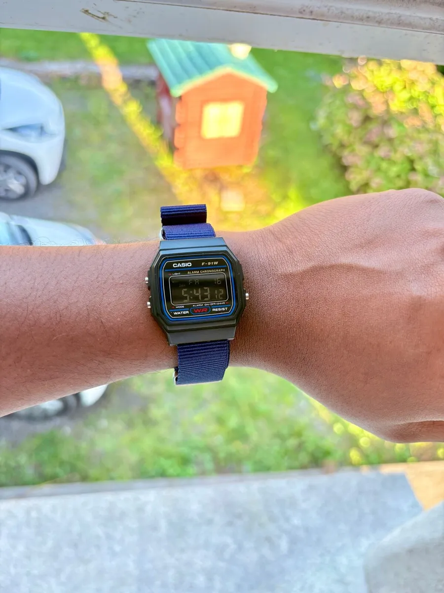 Casio f91w - Image 2