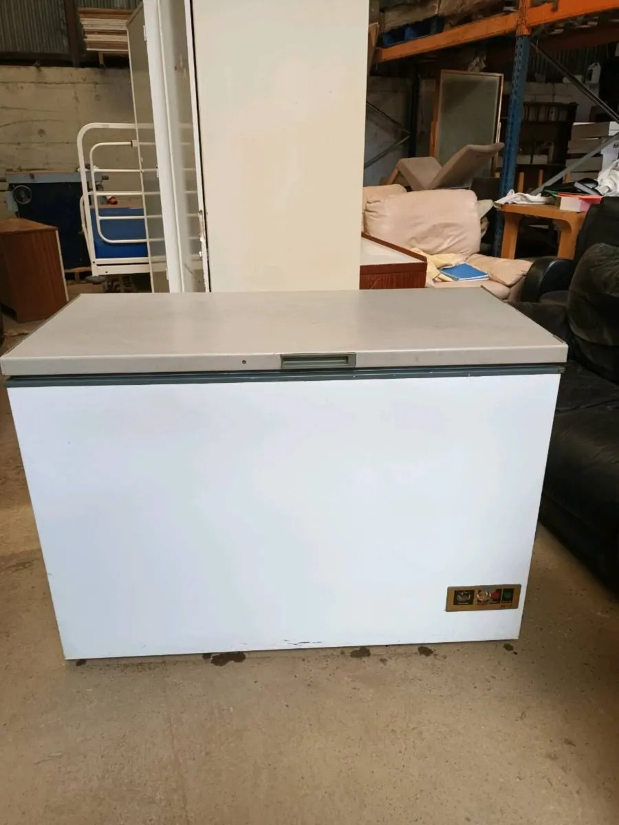 Chest Freezer - Image 2