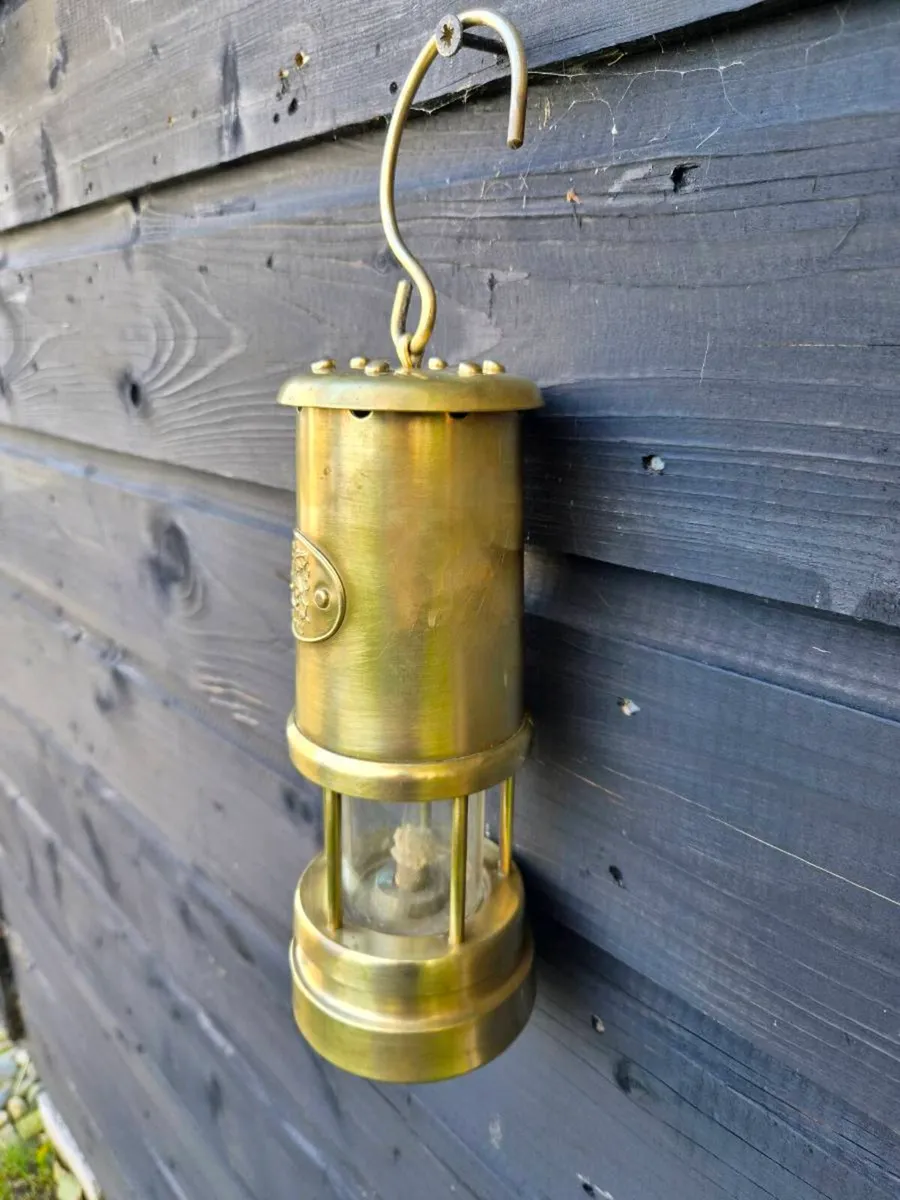 Old Welsh brass miners lamp - Image 2