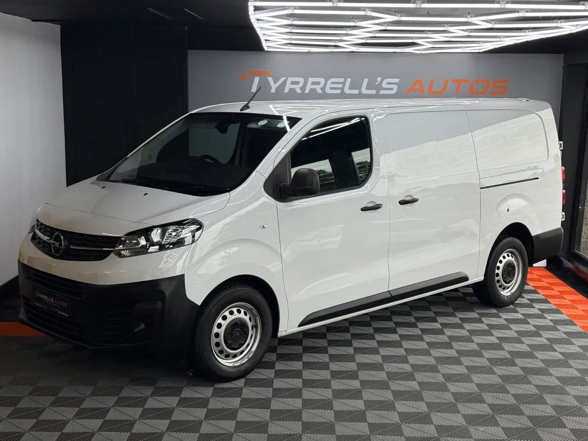 Opel Vivaro "LOW KMS" 1.5D LWB 2023 - Image 3