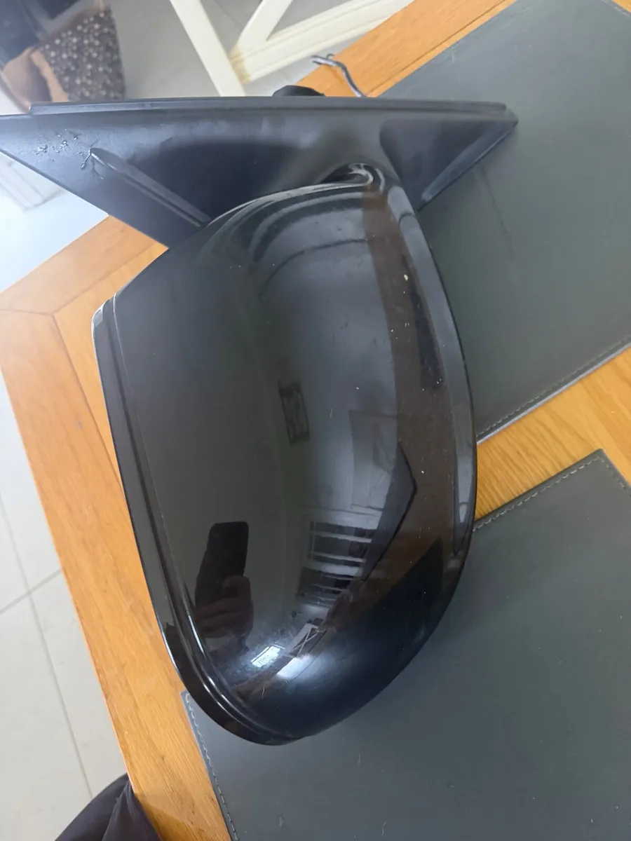Wing mirror - Image 1