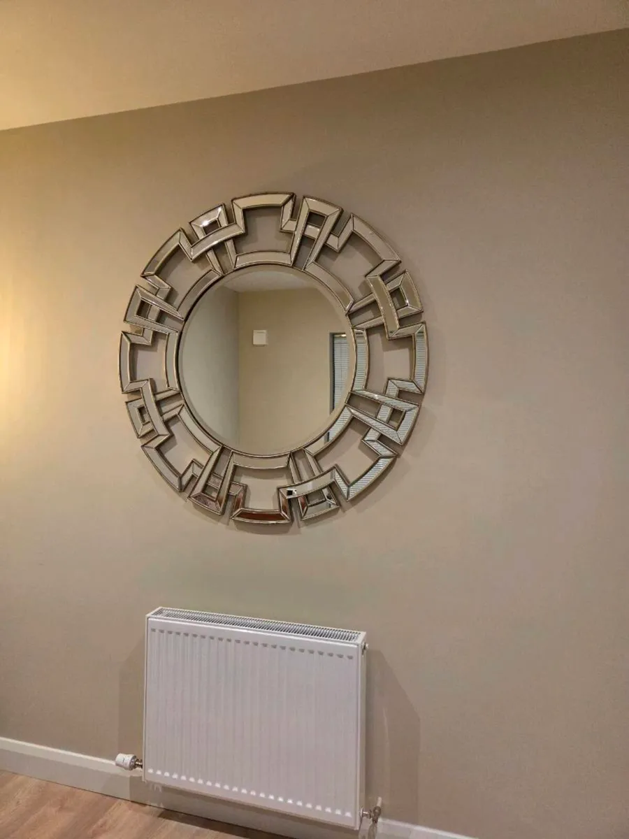 MIRROR - Image 2