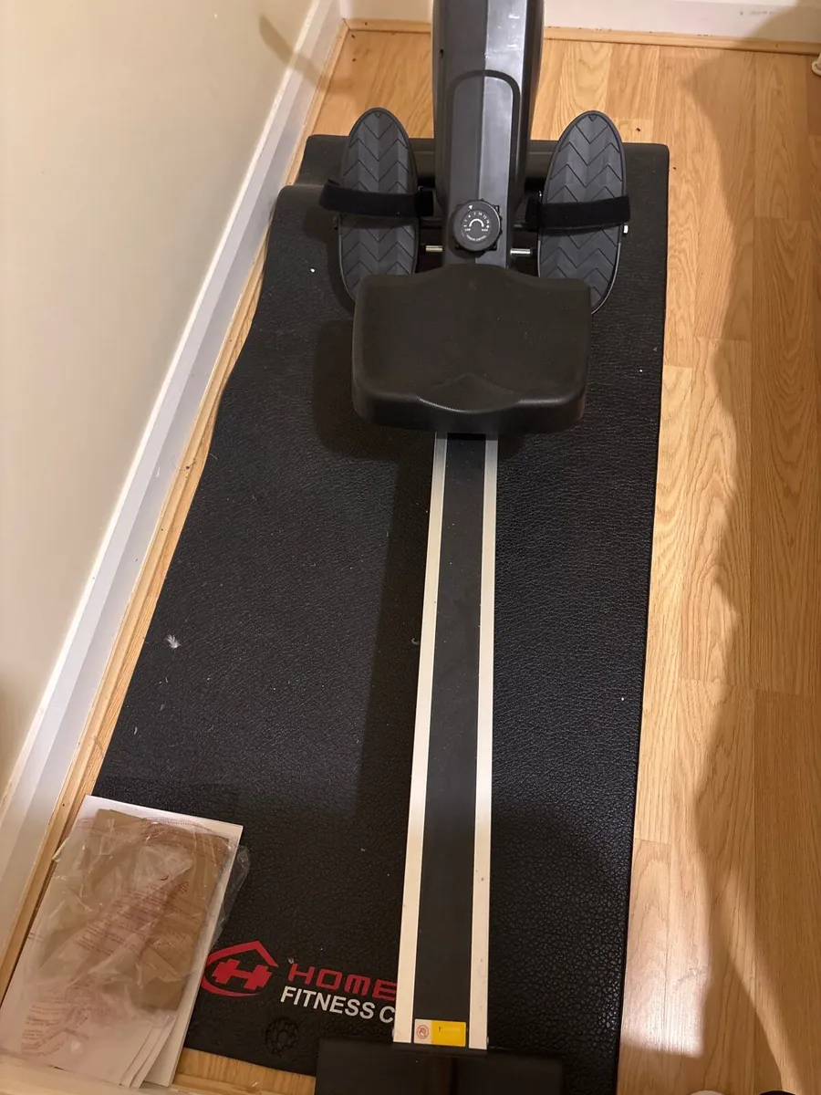 Rowing Machine - Image 3