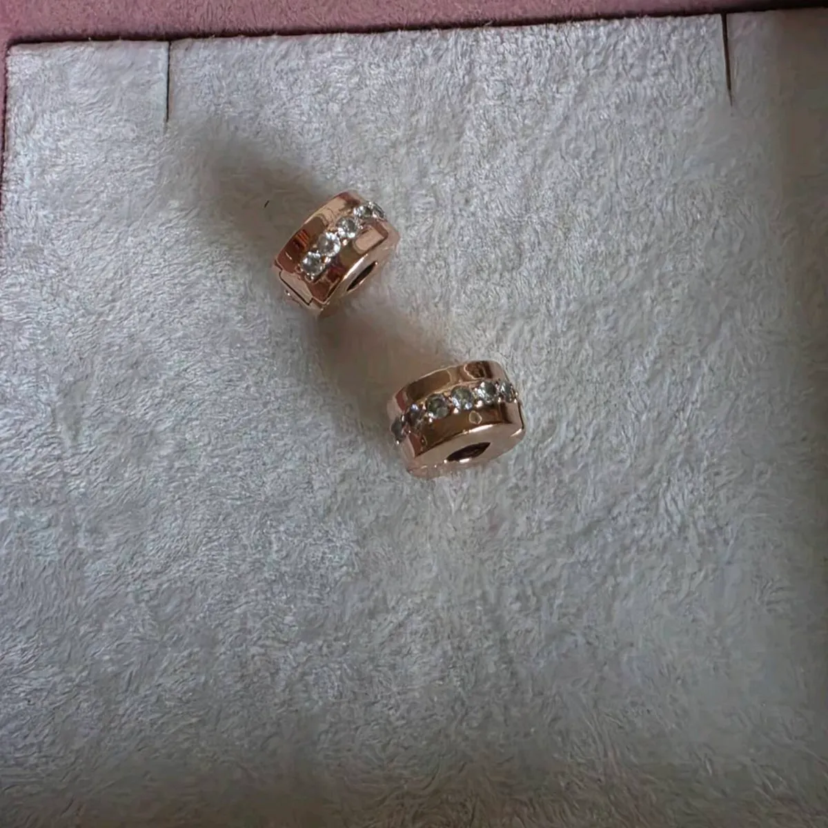 Pandora Rose Shining Path Clip with Clear Zirconia - Image 2