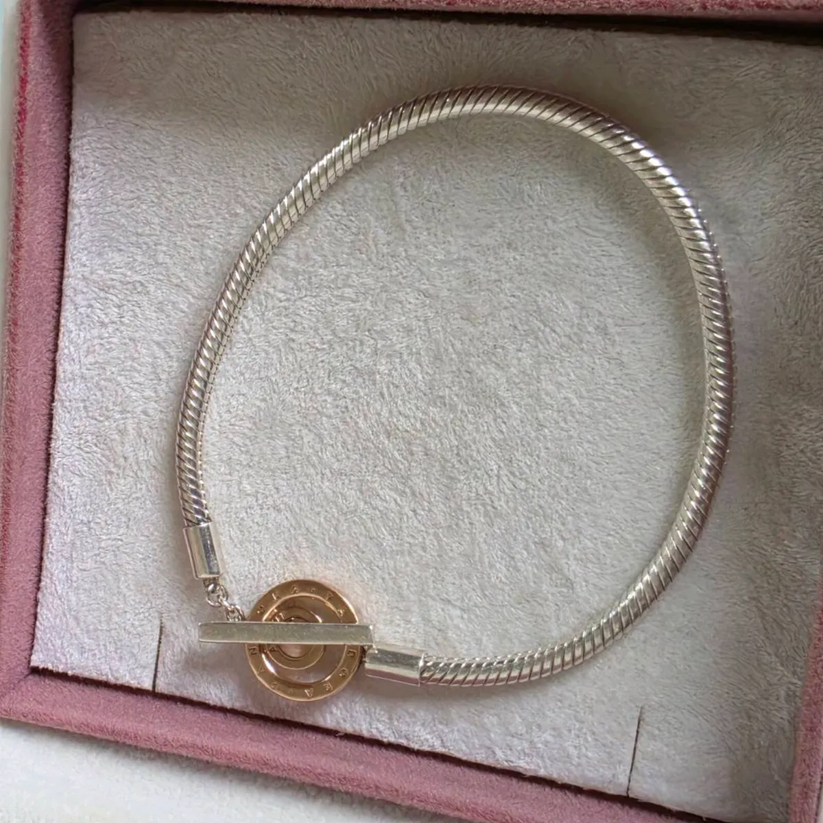 Pandora Moments Two-tone Logo 14k rose gold T-Bar - Image 2