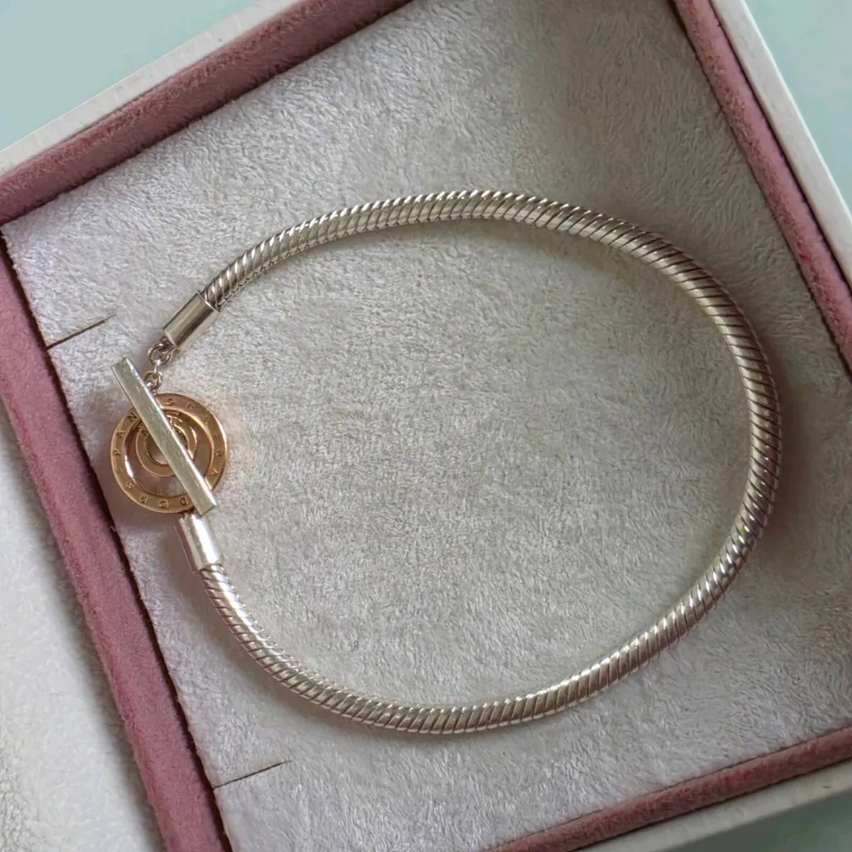 Pandora Moments Two-tone Logo 14k rose gold T-Bar - Image 3