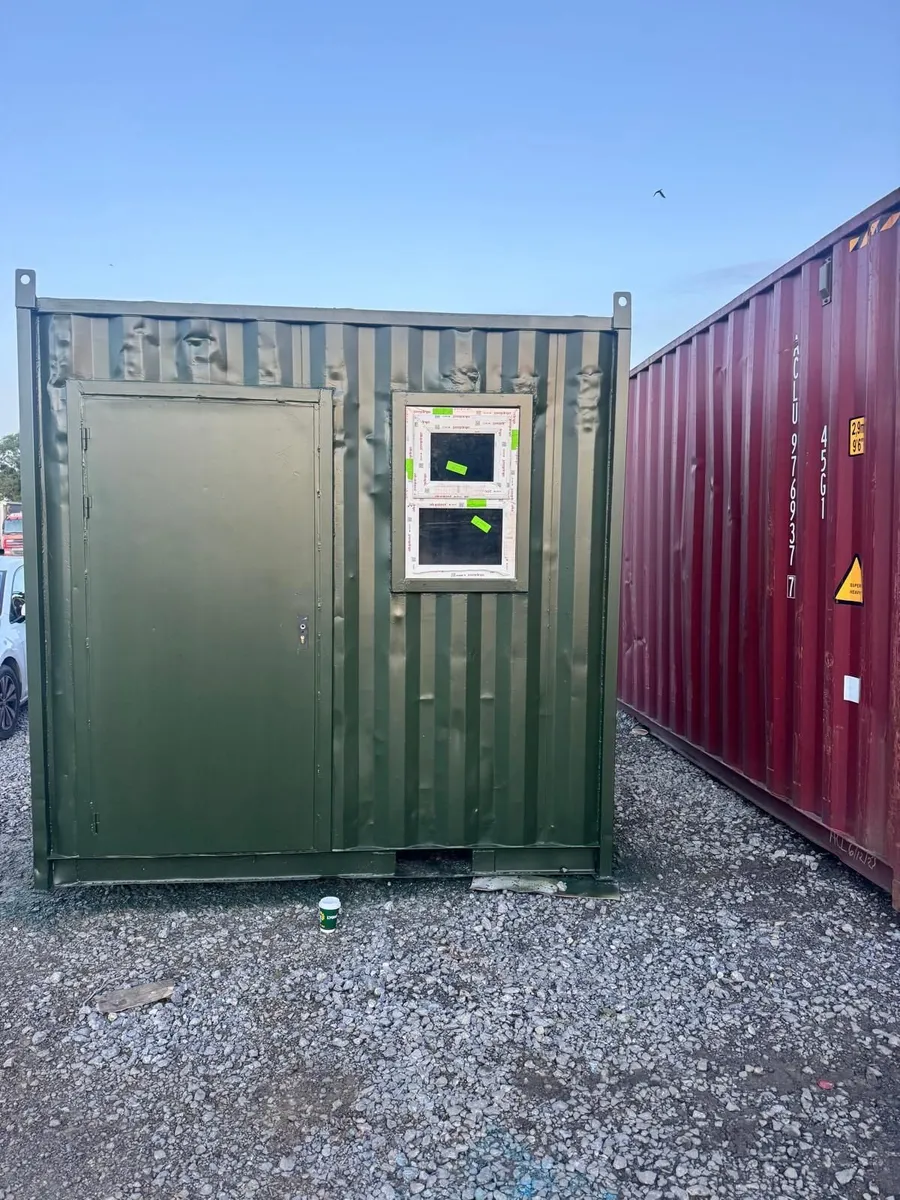 8FT & 10FT SHIPPING CONTAINERS - Image 1