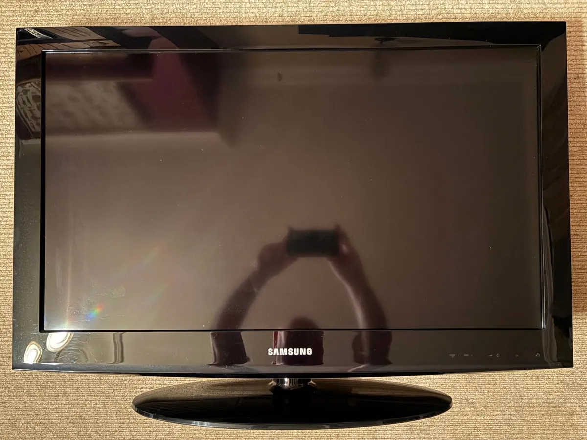 Samsung TV - Image 1