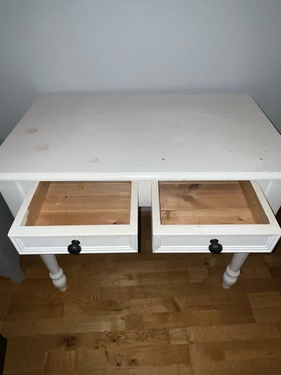 Solid pine desk - Image 4