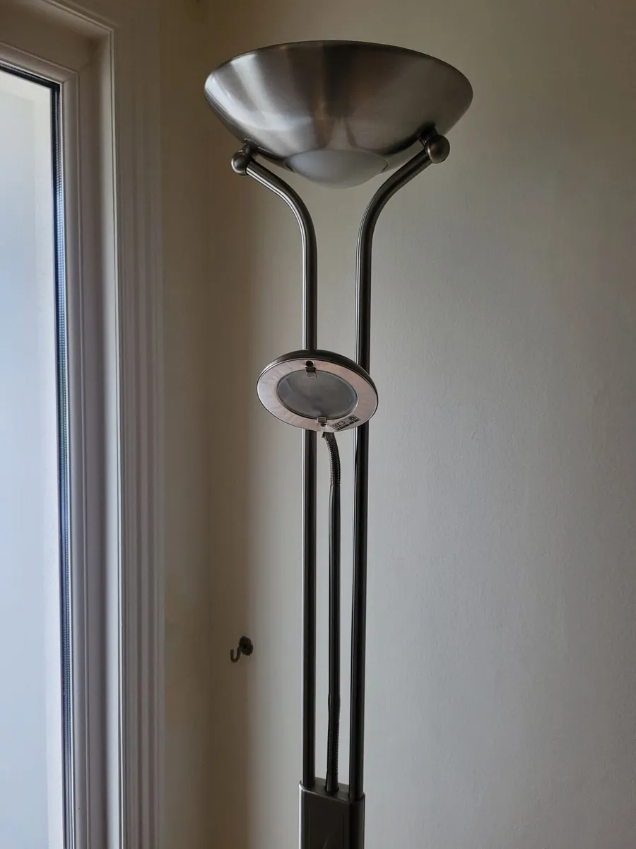 Tall standard reading lamp - Image 1