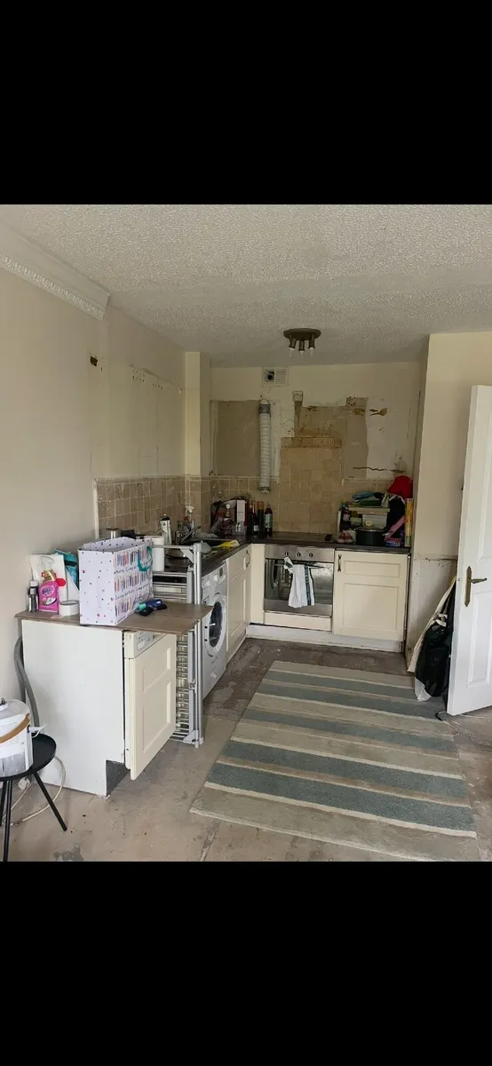Kitchen - Image 1