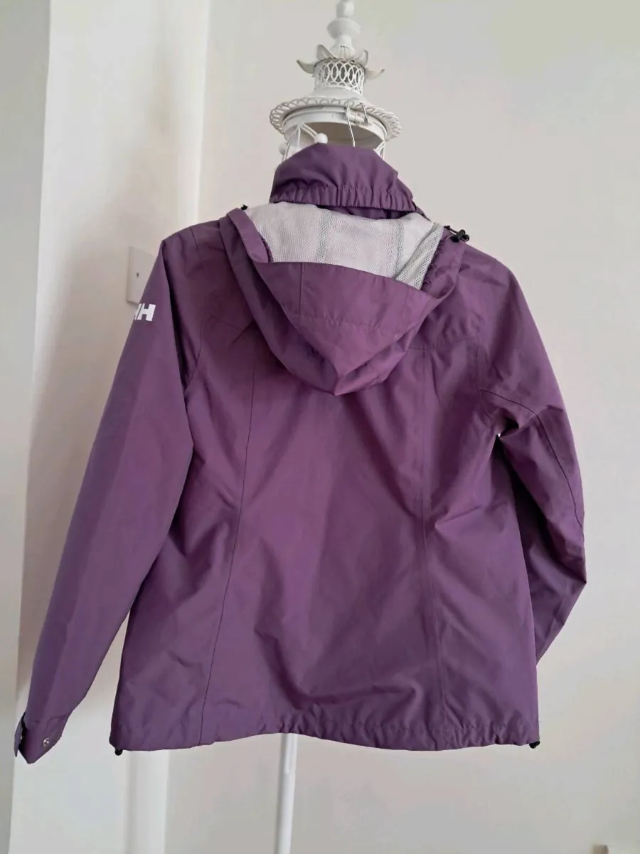 Helly hansen purple rain jacket - Image 4