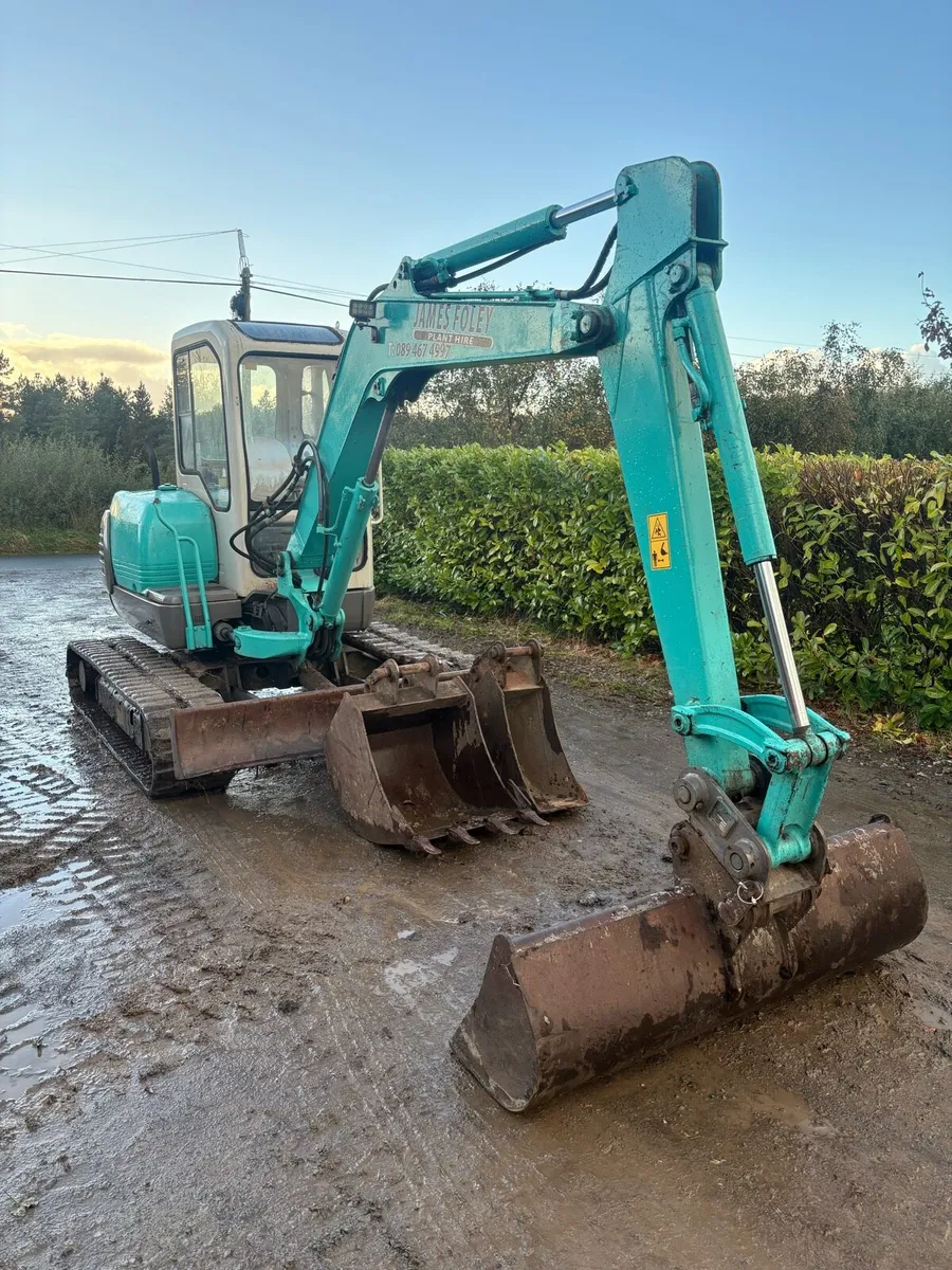 Komatsu PC40R - Image 2