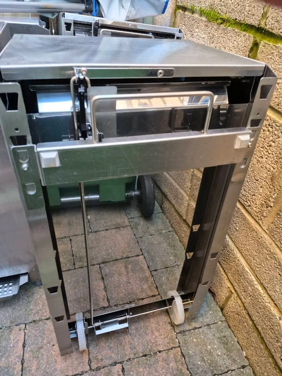 Bin - Image 1